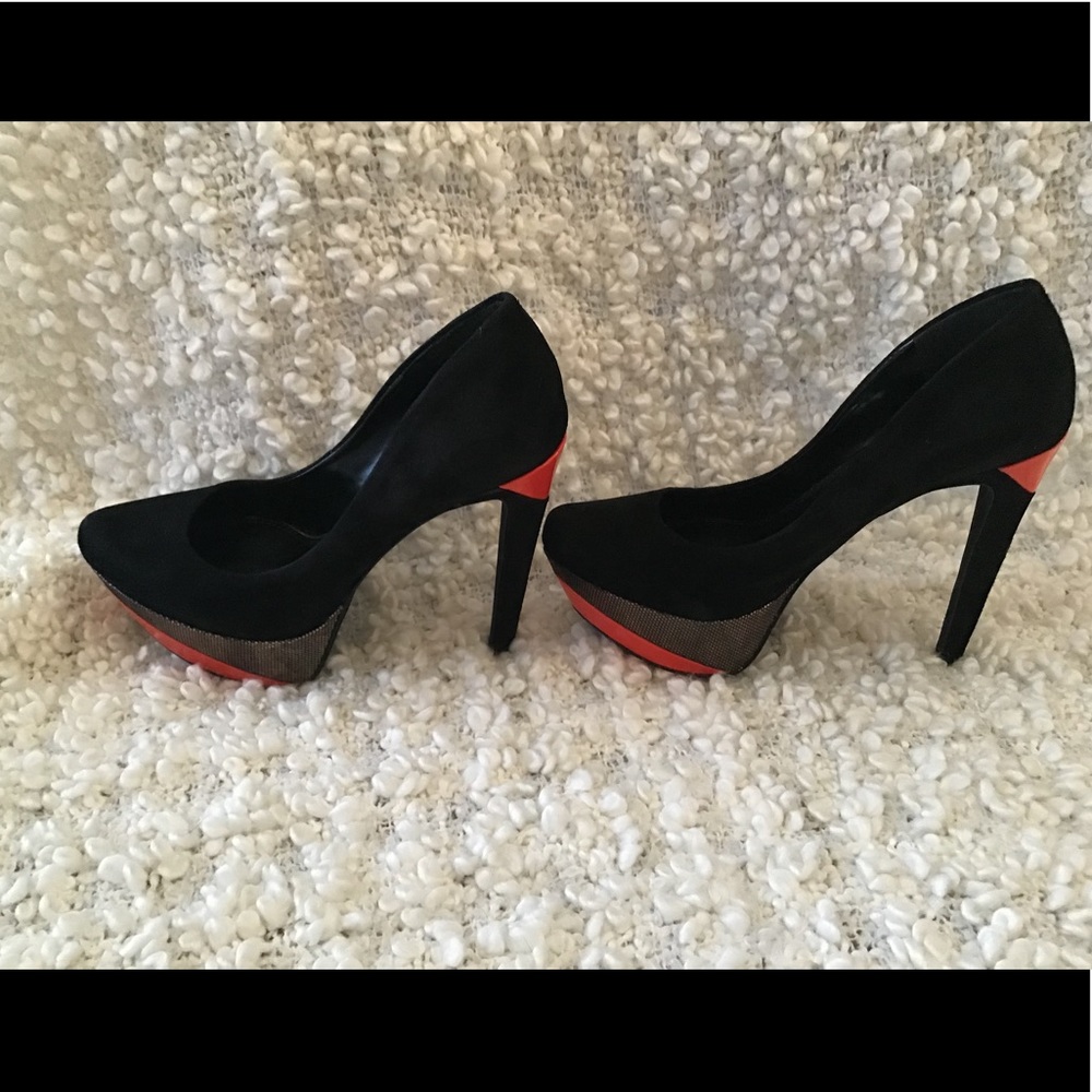 Jessica Simpson - Picture 2 of 3